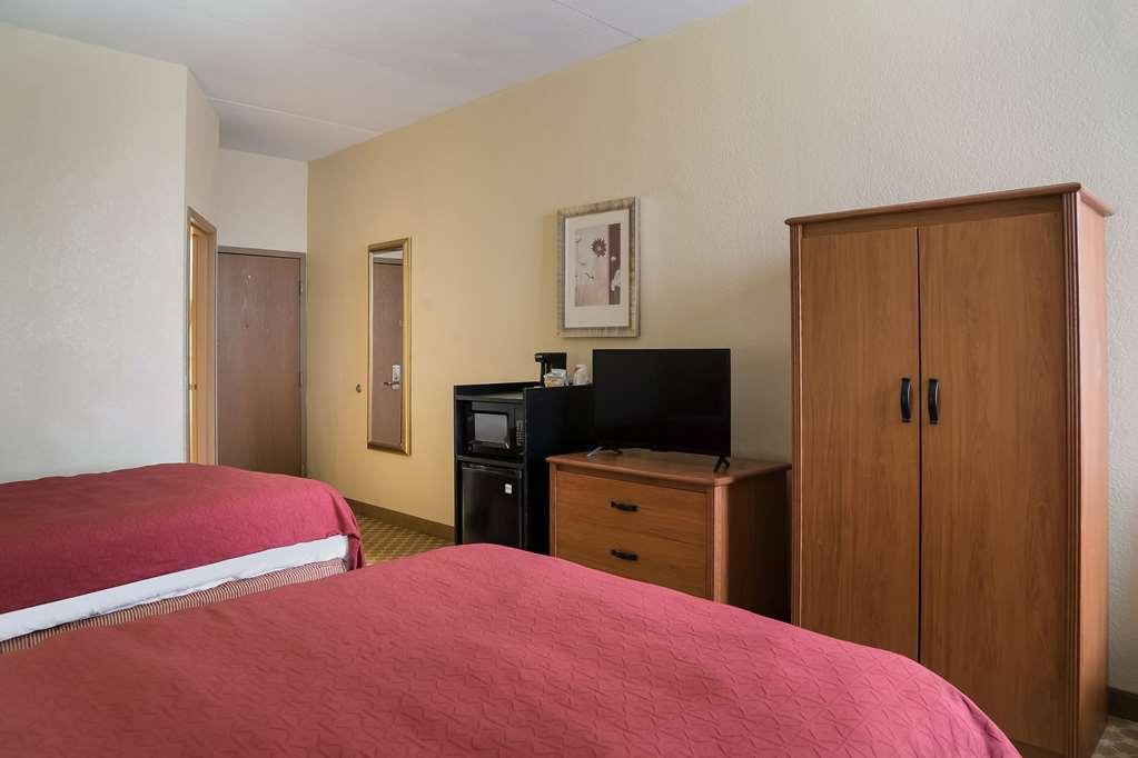Quality Inn & Suites Сагино Номер фото